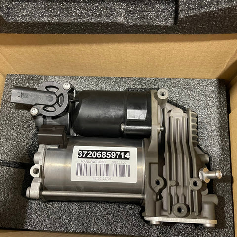 Air Compressor Pump bmw x5 
Air Compressor Pump For X5 E70 X6 E71 E72 37206859714 37206799419 37106793778 Air Suspension
Please let us know you purchasing for E61, relay for 5 Series and compressor air filter will be included.