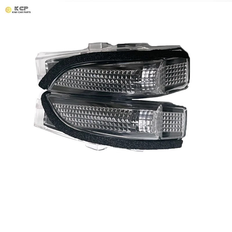 Suitable for Toyota Corolla Middle East Model Left Right Car Side Rearview Turn Signal Side Mirror Lamp Light No Light Bulb