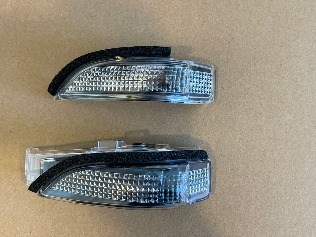 Left Mirror Indicator Housing Suit For Toyota Corolla Car Side Rearview Turn Signal Side Mirror Lamp Light No Bulb
