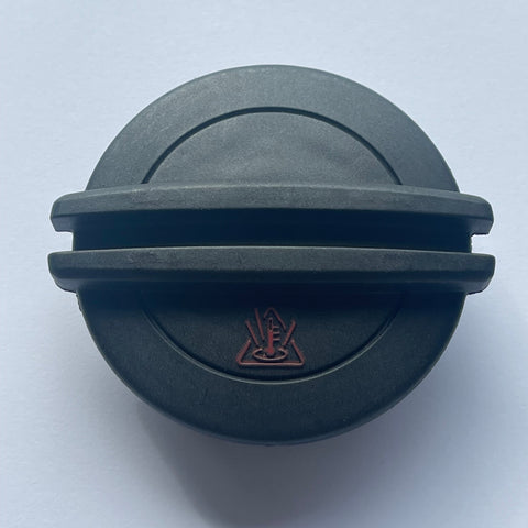 Genuine VW Coolant Expansion Tank Cap 3C0121321 5QD121321 For VW Golf MK7 MK7,5 GTI TSI TDI For Audi A3 S3 For SKODA