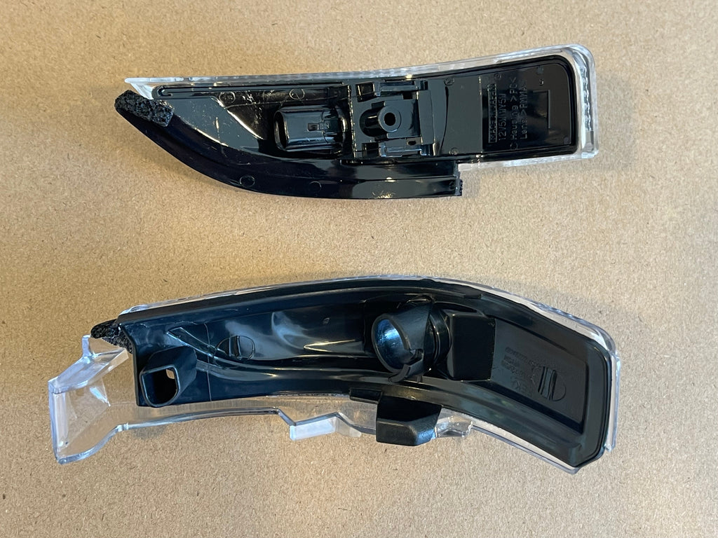 Left Mirror Indicator Housing Suit For Toyota Corolla Car Side Rearview Turn Signal Side Mirror Lamp Light No Bulb
