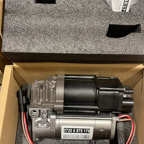 Air Compressor Pump Suitable for BMW F01 F02 F07 F11 37206875176 Air Suspension
BMW 61368373700
37206784137 37206789165 37206789450 37206794465 37206864215 37206875176 6784137 6789165 6789450 6794465 6864215 6875176
WABCO
4154039562