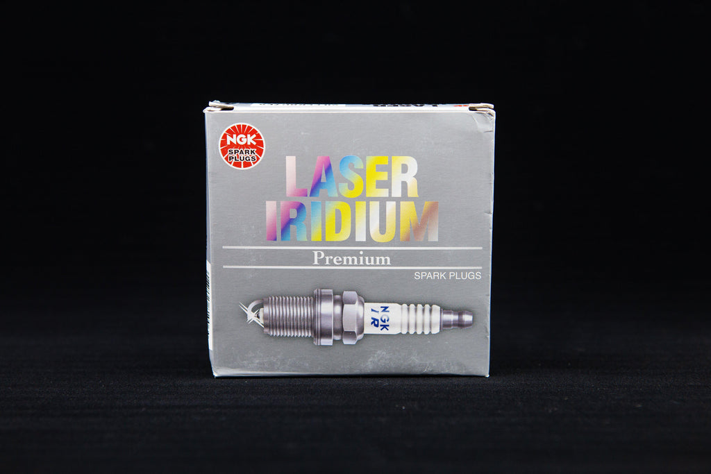 NGK SILFER8C7ES - Spark Plugs (x5) - Audi RS3 - 06K905601M