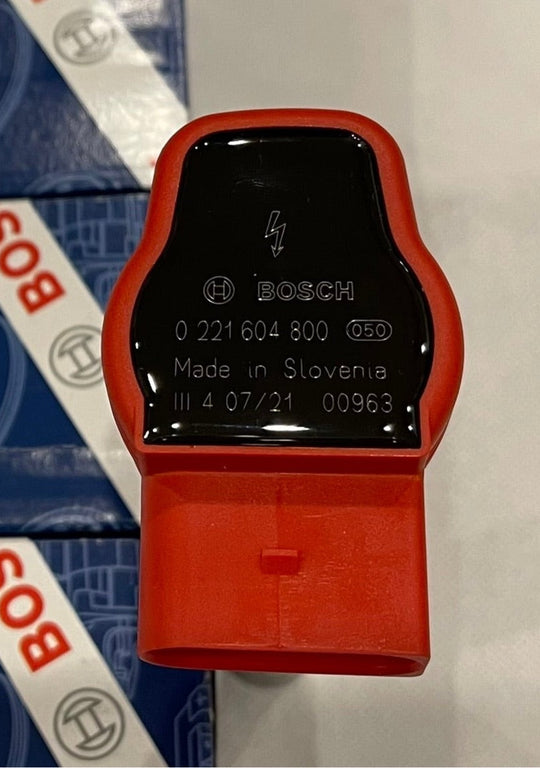 **Special** 6 x Bosch R8 Red Top Coils Set of Ignition Coil Packs Suit For Audi R8 Audi A4L A5 A6 A6L A7 A8L Q5 Q7 RS6 VW Touareg for Porsche 06E905115G 0221604800