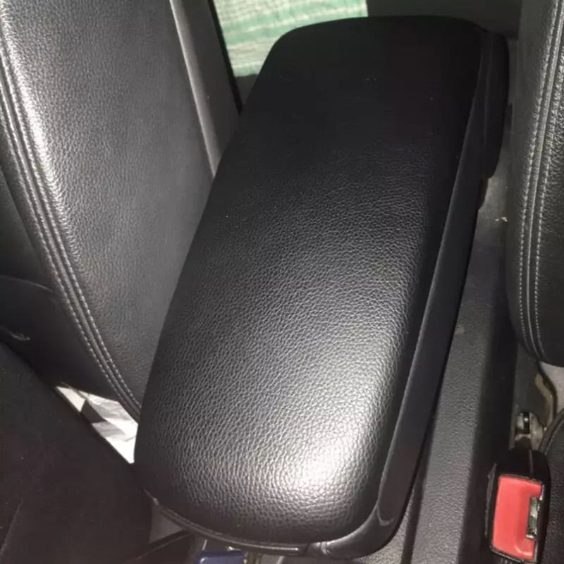 Leather Center Console Armrest Black Arm Rest Cap Suitable for Audi A4 B6 B7 02-07