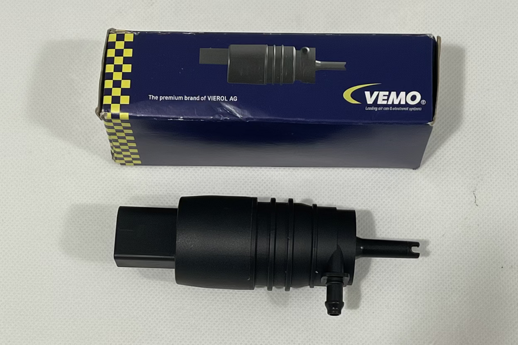 V20-08-0378 V20080378 or V10-08-0203 or V45-08-0026?
Same as Febi 23113
Windshield Washer Pump For VW, Audi, Mercedes, BMW. VEMO Brand of VEIROL AG 67128362154 PORSCHE 67128362154
671 283 62 154
3504277279
3504-277279
1K5955651 1J5955651 

1K5 955 651 1J5 955 651 

61 13 8 364 520
61138364520