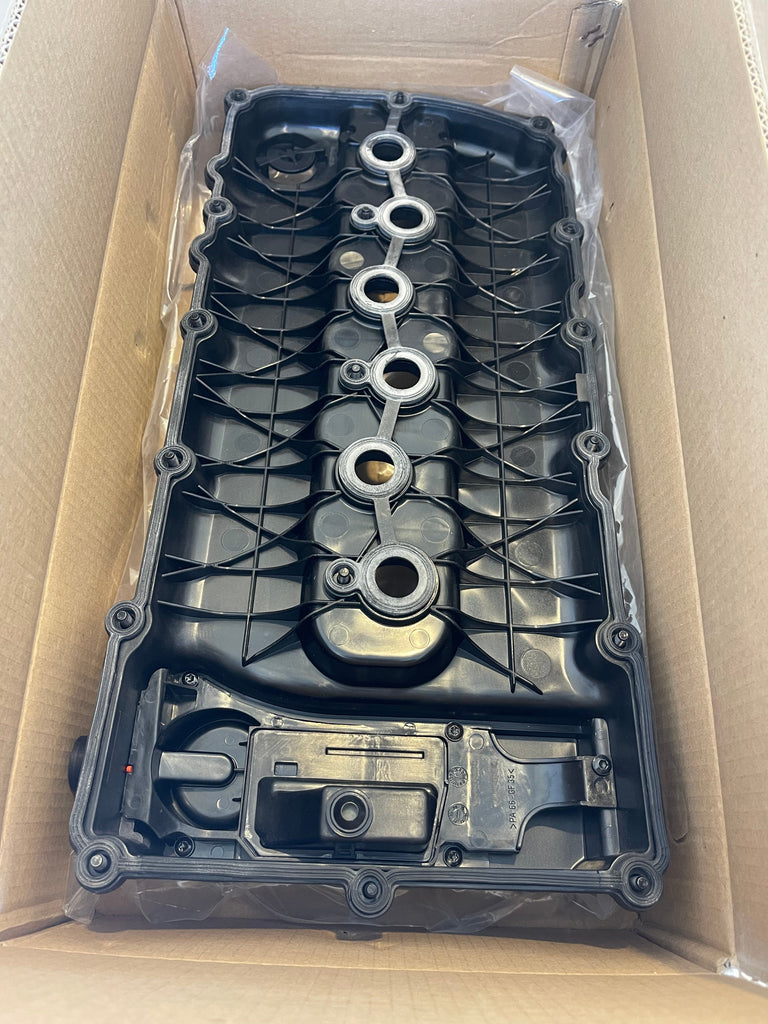 Cylinder Head Cover 3.2 3.6 FSI R36 Topran 03H103429