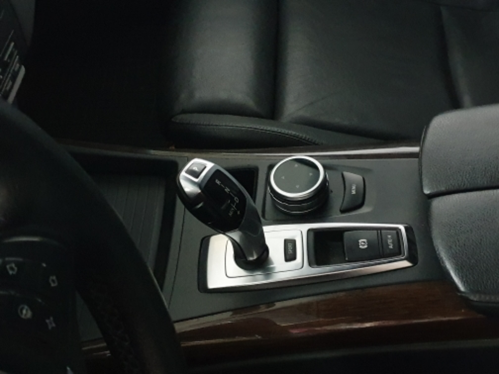 Buttons Cover iDrive Stickers Suitable for BMW 1 2 3 5 7 Series X1 X3 F25 X5 F15 X6 16 F30 F10 F07 E90 F11