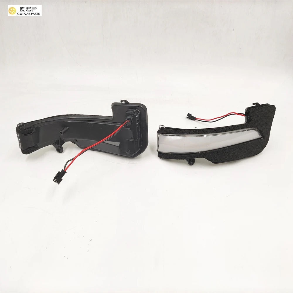 Suitable For Toyota Hilux Revo Fortuner Innova 2016 - 2021 Side Rear View Mirror Indicator LED Dynamic Turn Signal Light Sequential Lamp