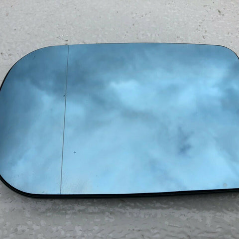 6471844 Asph 

6432844 Convex

Asph 303-0025-1 RH=LH 51168165110 and Asph 303-0026-1 RH=LH

Mirror Glass Suit For BMW E39 / E38 5 7 Series Left or Right Heated